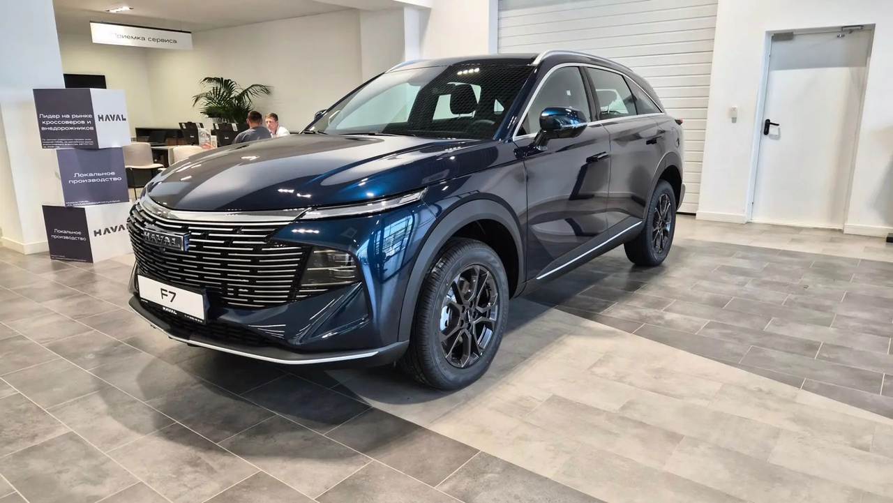 Haval F7 II Рестайлинг Техно + 2.0T робот 200 полный привод 26 г.в. 26 м.г.