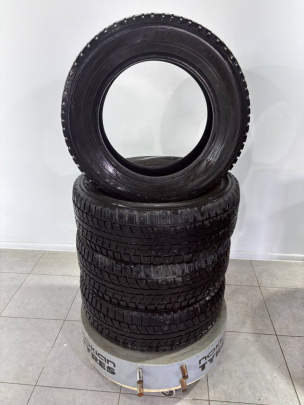Шины Dunlop  Зимние шипованные 225/65/17