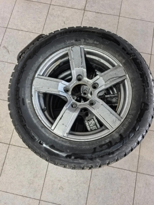 Колеса BF Goodrich  Зимние шипованные 215/65/16