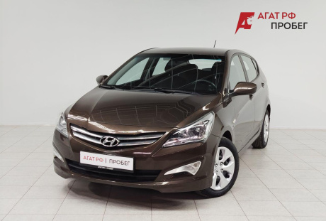 Hyundai Solaris хэтчбек 2015 года с пробегом 168 867 км
