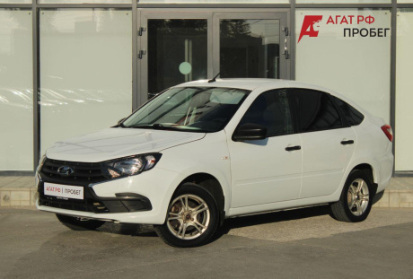 LADA Granta лифтбек 2020 года с пробегом 31 975 км