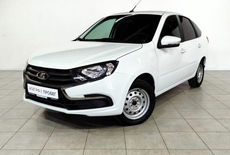 LADA Granta лифтбек 2024 года с пробегом 60 634 км