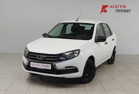 LADA Granta седан 2019 года с пробегом 84 113 км