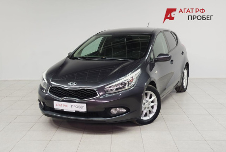 Kia Cee'd 2015 года с пробегом 164 590 км