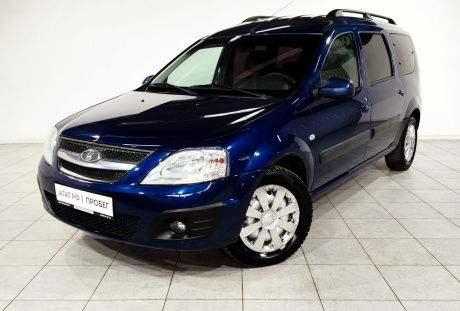 LADA Largus универсал (7м) 2017 года с пробегом 205 866 км