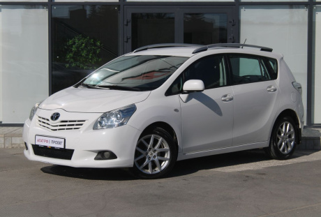 Toyota Verso 2010 года с пробегом 320 053 км