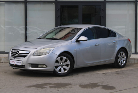 Opel Insignia 2011 года с пробегом 147 368 км