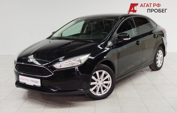 Ford Focus III Рестайлинг Sedan 2015 года с пробегом 220 843 км, фото 1