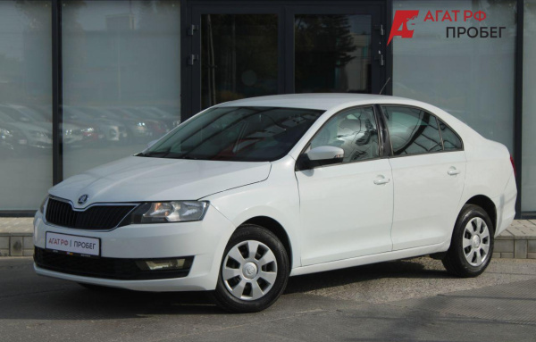 ŠKODA Rapid 2018 года с пробегом 110 226 км, фото 1
