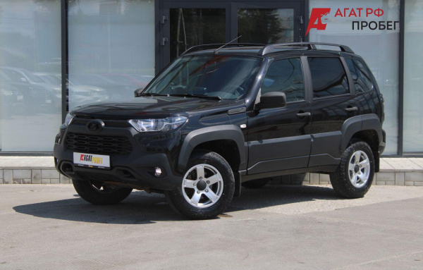 LADA Niva Travel 2023 года с пробегом 38 251 км, фото 1
