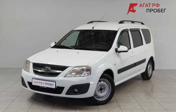 LADA Largus универсал (7м) 2013 года с пробегом 82 089 км, фото 1