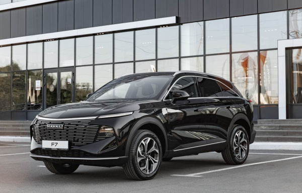 Haval F7 II Рестайлинг Премиум 1.5T АКП 150 передний привод 26 г.в. 26 м.г.