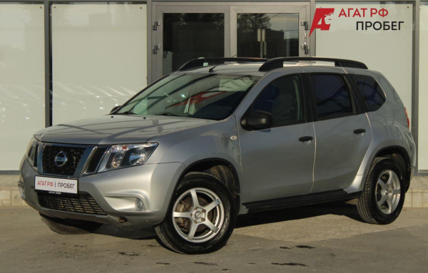 Nissan Terrano 2014 года с пробегом 200 352 км, фото 1