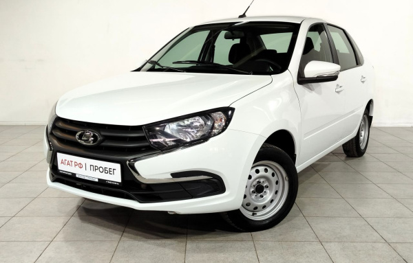 LADA Granta седан 2024 года с пробегом 41 093 км, фото 1