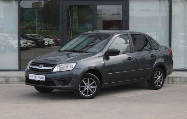LADA Granta седан 2018 года с пробегом 82 475 км, фото 1