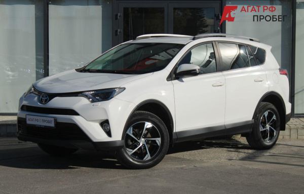 Toyota RAV 4 2018 года с пробегом 112 779 км, фото 1