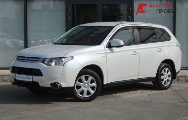 Mitsubishi Outlander 2014 года с пробегом 107 832 км, фото 1