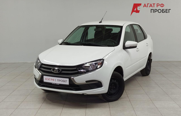LADA Granta седан 2024 года с пробегом 39 405 км, фото 1