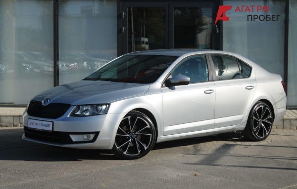 ŠKODA Octavia 2015 года с пробегом 129 549 км, фото 1
