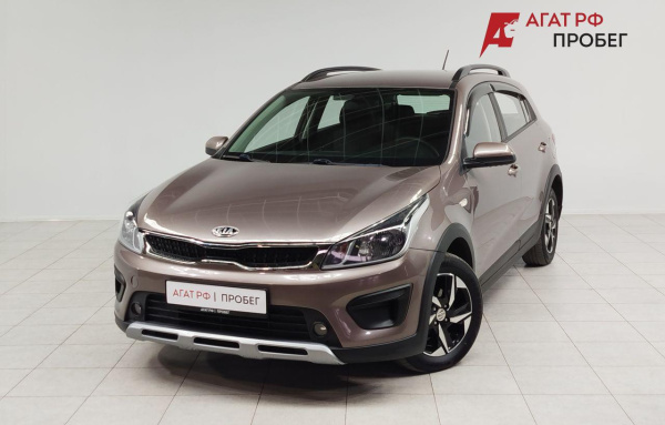 Kia Rio X-Line 2017 года с пробегом 110 307 км, фото 1