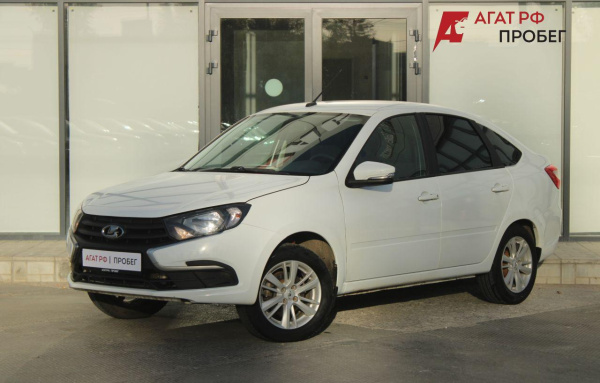 LADA Granta лифтбек 2022 года с пробегом 104 515 км, фото 1