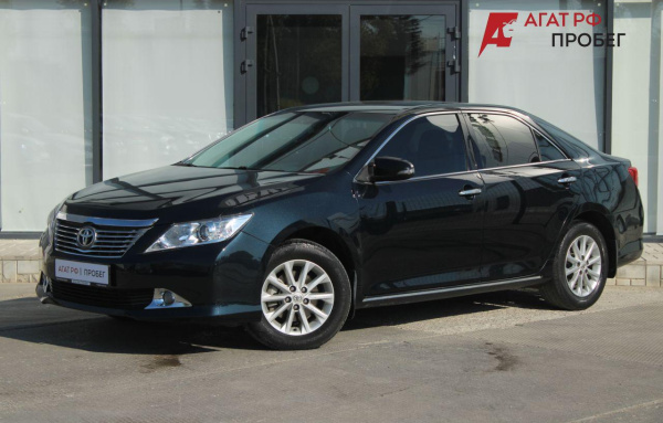 Toyota Camry 2012 года с пробегом 243 649 км, фото 1