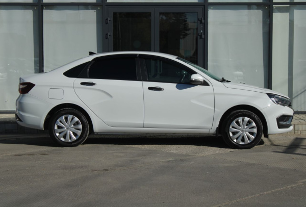LADA Vesta 2023 года с пробегом 45 506 км, фото 4